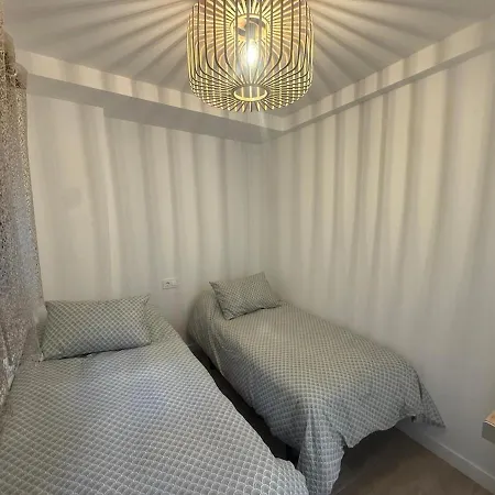 Piso Céntrico En Apartamento *
